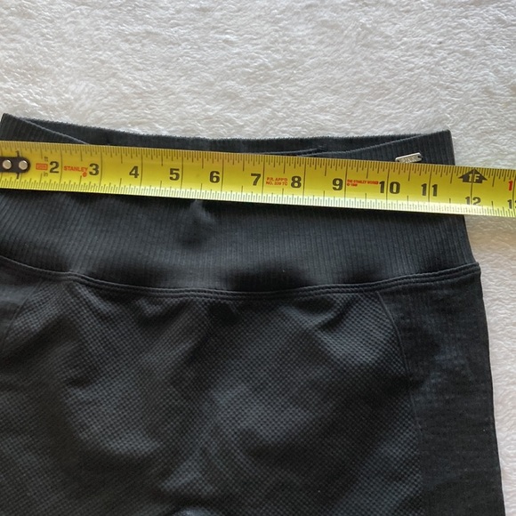 PINK Workout Shorts - Picture 5 of 8